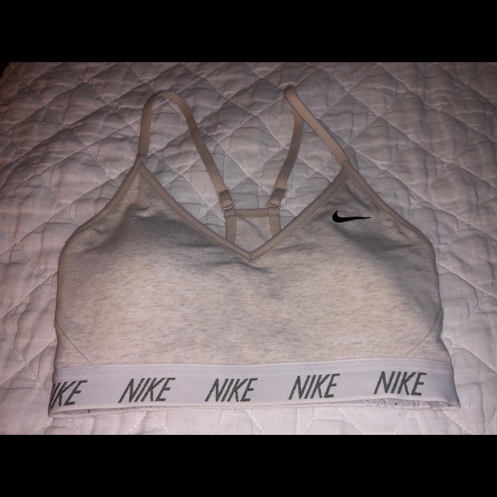 Nike Indy Bra